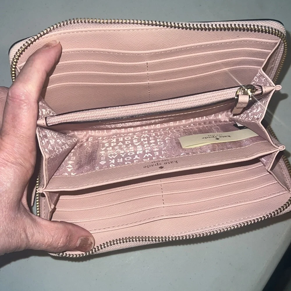 Kate Spade Light Pink Saffiano Leather Continental Wallet W/ Gold Hardware - Picture 6 of 8